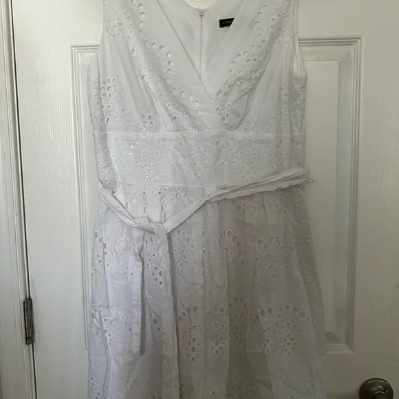 EUC Elegant White Eyelet Dress - Picture 2 of 7